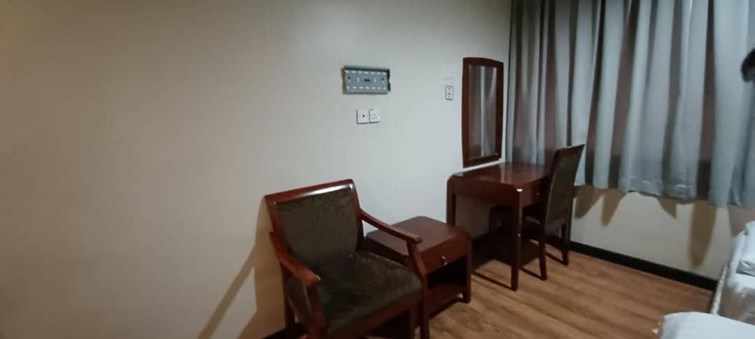Hotel Sadong88 Kota Kinabalu Exterior foto