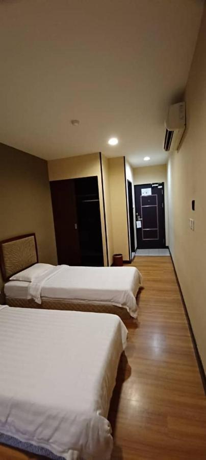 Hotel Sadong88 Kota Kinabalu Exterior foto