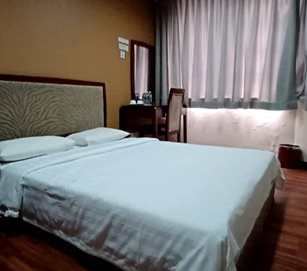 Hotel Sadong88 Kota Kinabalu Exterior foto